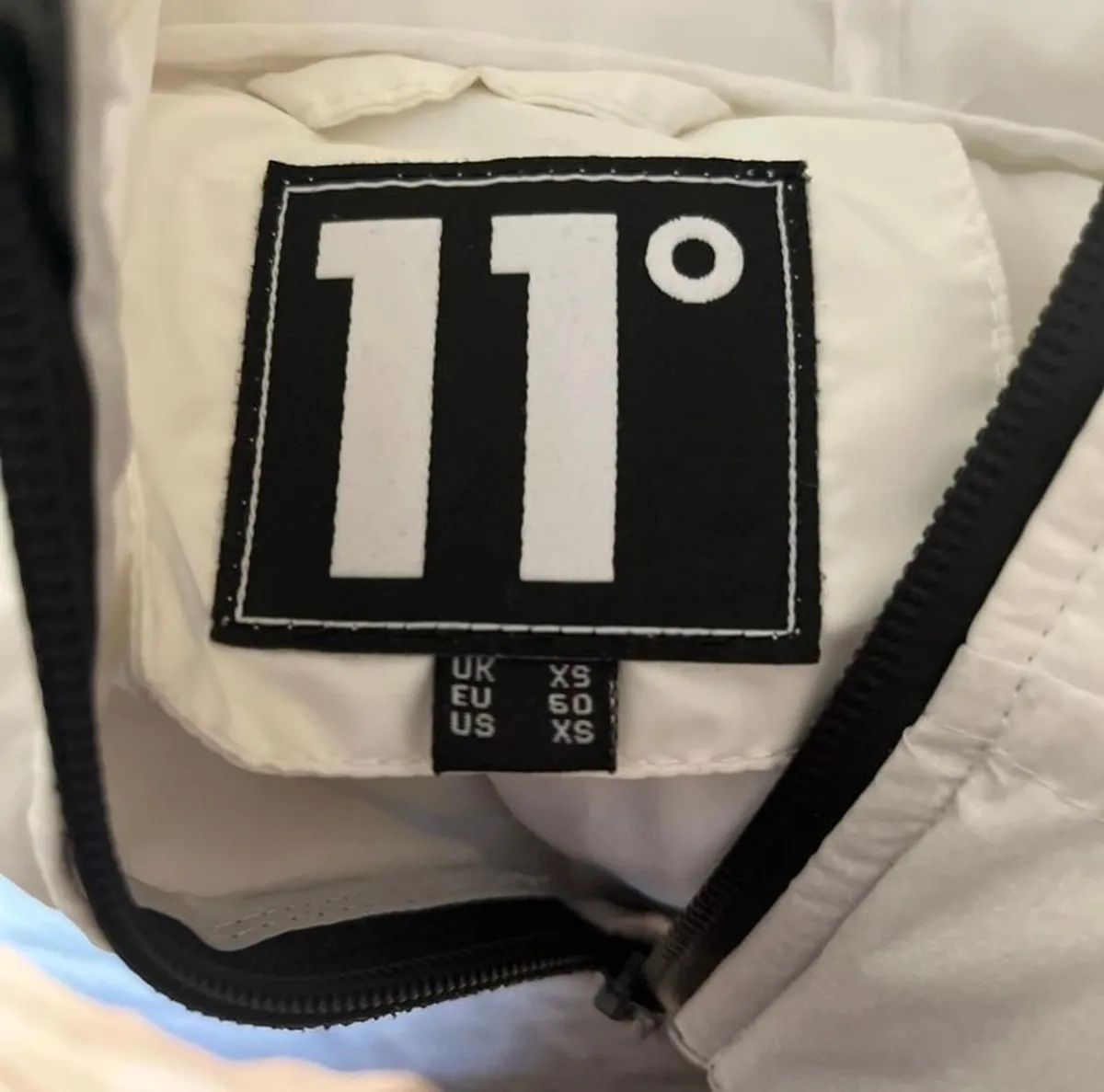 11 degrees Jacket - Image 4