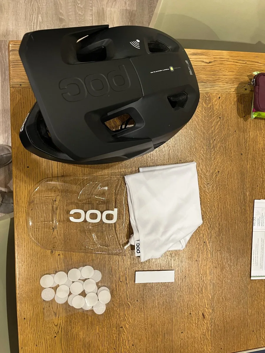 POC Octocon mips MTB helmet - Image 4