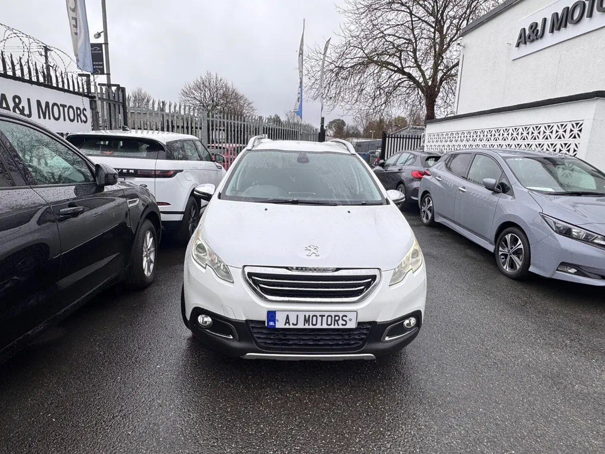 15 PEUGEOT 2008 1.2 AUTOMATIC - Image 3