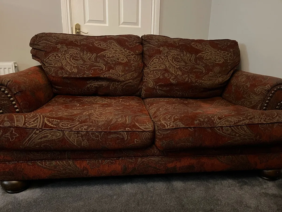Couch - Image 2
