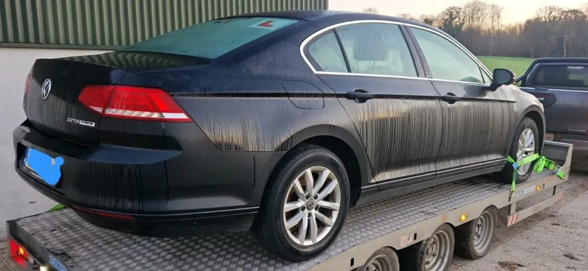 2015 Volkswagen Passat Breaking. - Image 2