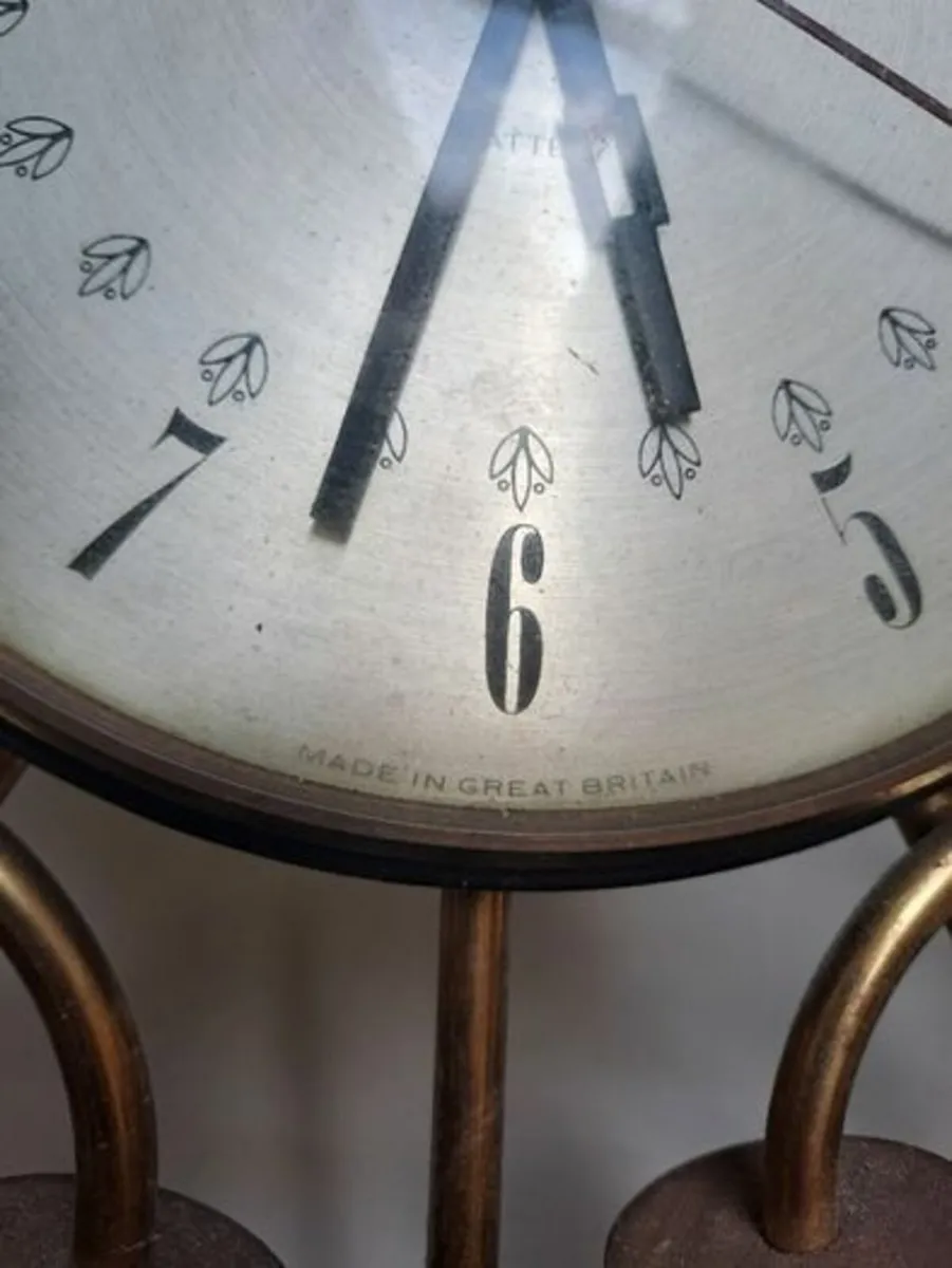 Vintage Clock Smiths - Image 3