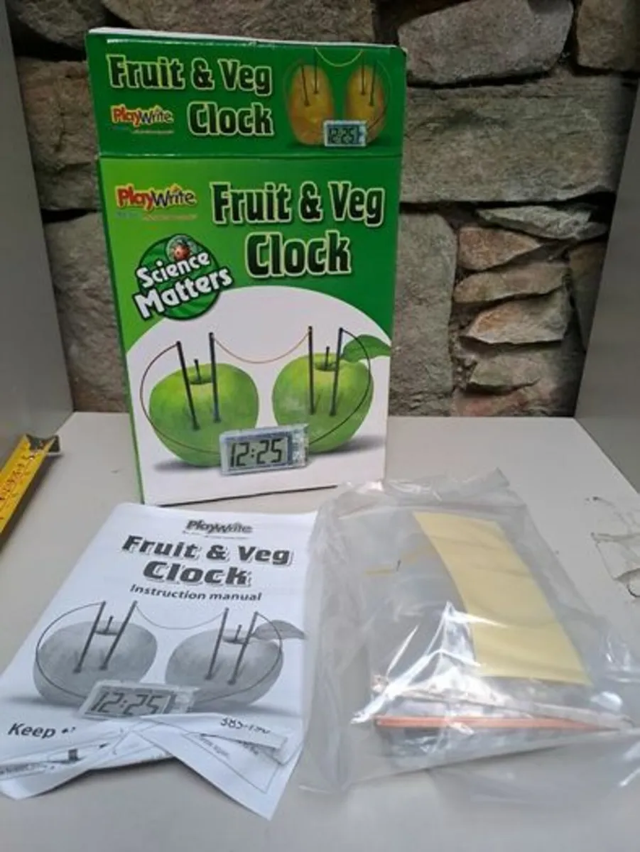 Scientific toy Fruit and Veg Clock - Image 4