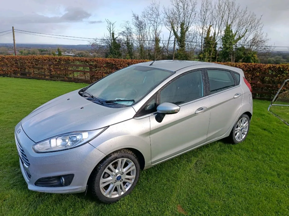 Ford fiestas 2010-2018 - Image 2