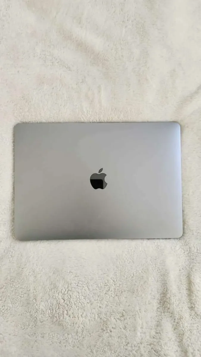 Apple MacBook Pro 13inch (2020) i5 512GB SSD 16GB - Image 4