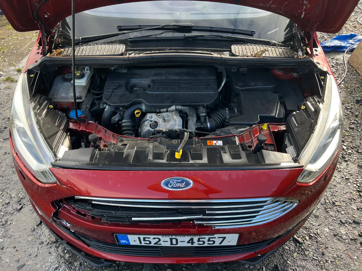 152 Ford C-Max 1.5 dsl titanium 7 seats drive away - Image 2