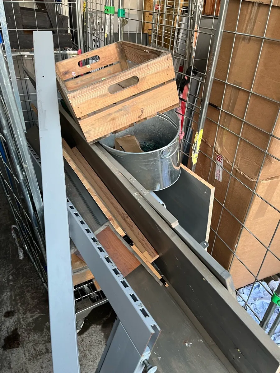 Scrap metal / wood - Image 4