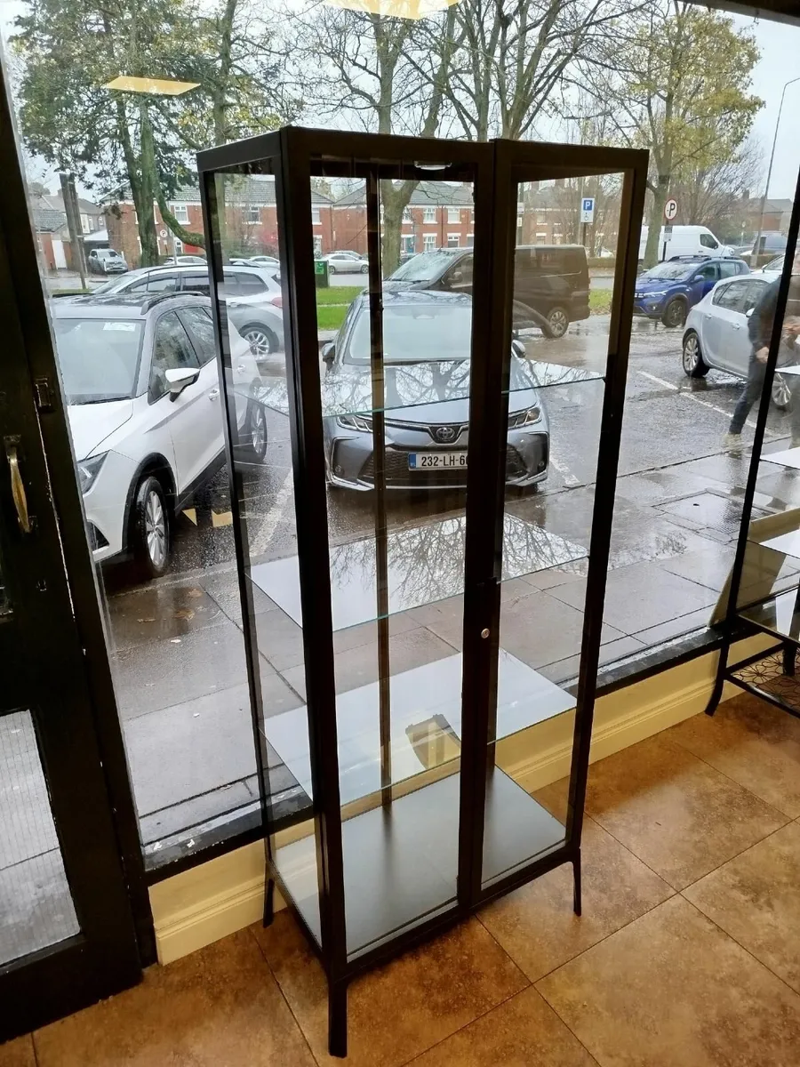 Shop fittings - Image 4