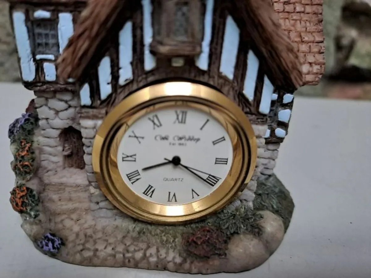 W Widdop Clock tudor house - Image 2