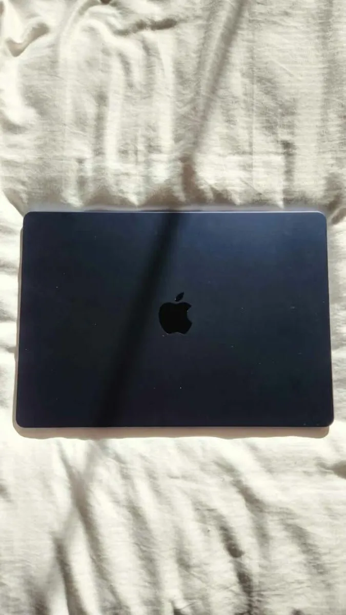Apple Macbook Air 15' (2023) M2 512gb SSD 8GB RAM - Image 4