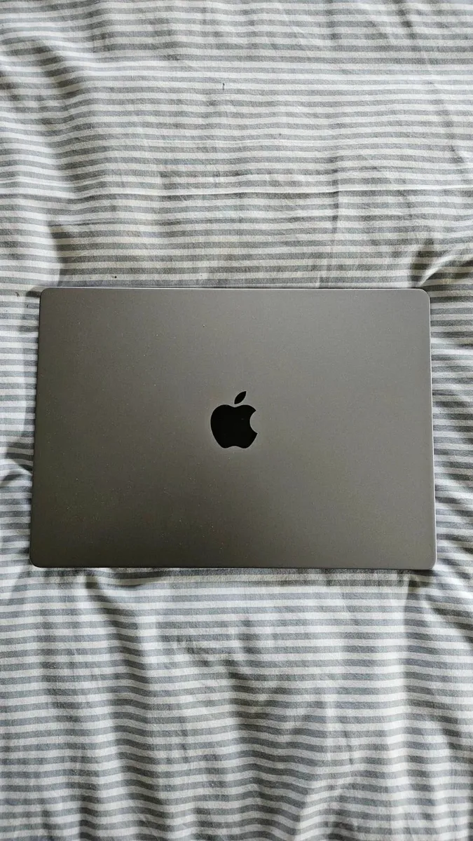Apple Macbook Pro 14' (2021) M1 1TB SSD 16GB RAM - Image 3