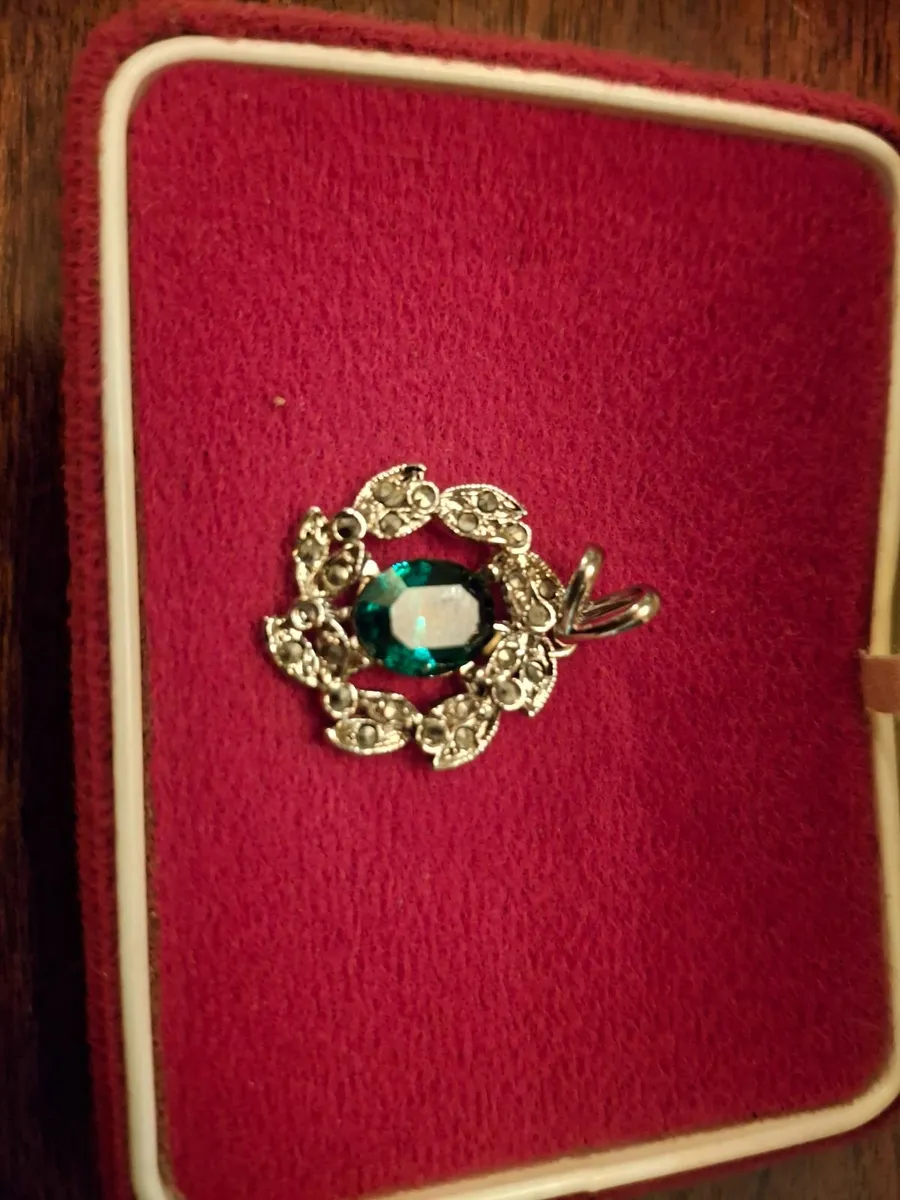 Emerald Green Stone with Marcasite/CZ Accent - Image 3