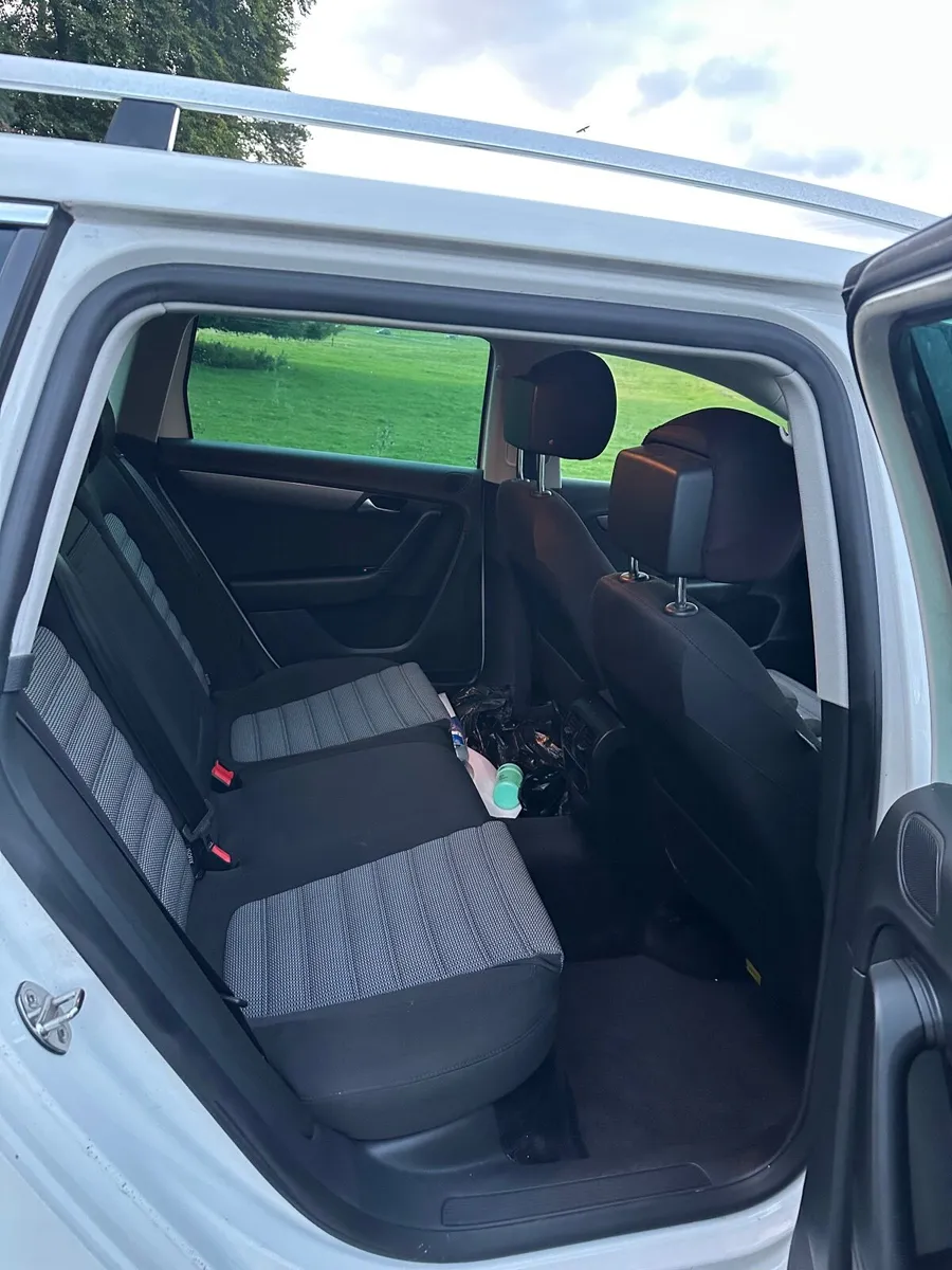 Volkswagen Passat 2012 - Image 4