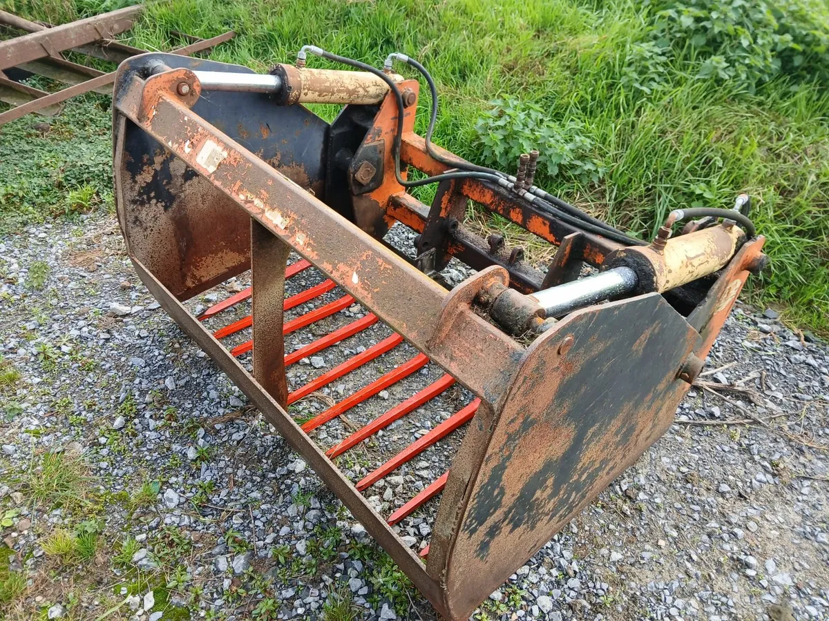 Shear Grab - Image 1