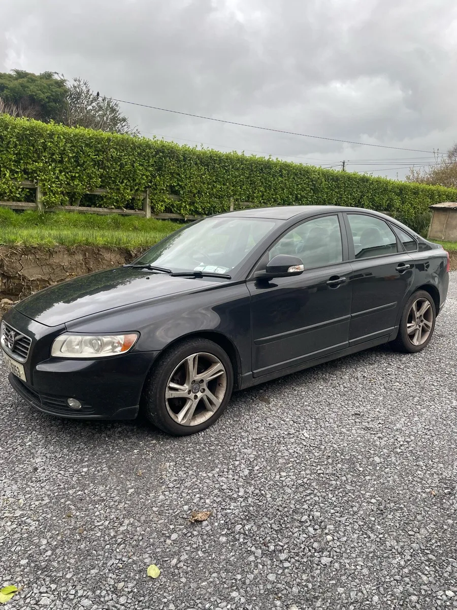 Volvo S40 (read add) - Image 1
