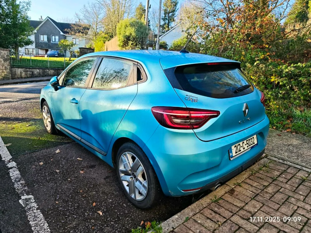 Renault Clio - Image 2