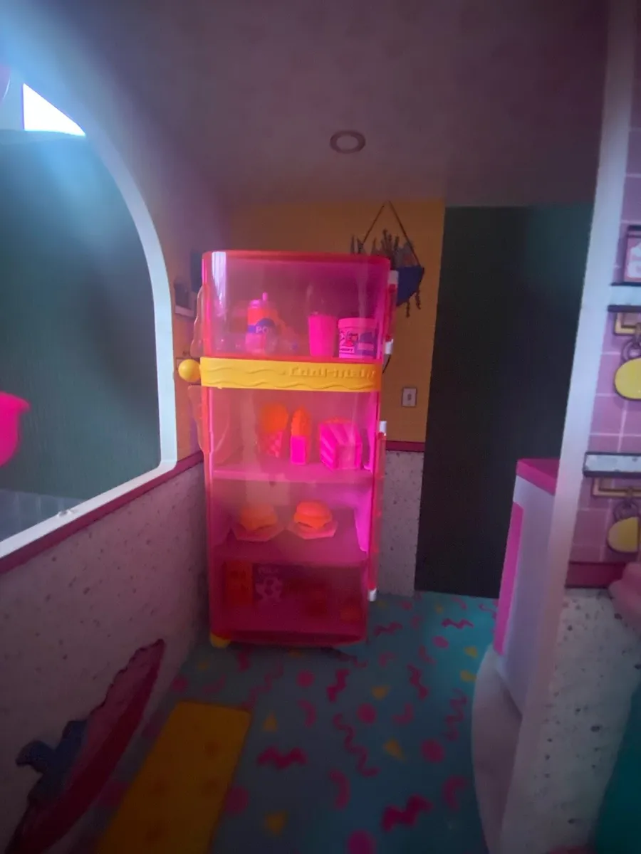 LOL DOLLHOUSE - Image 4