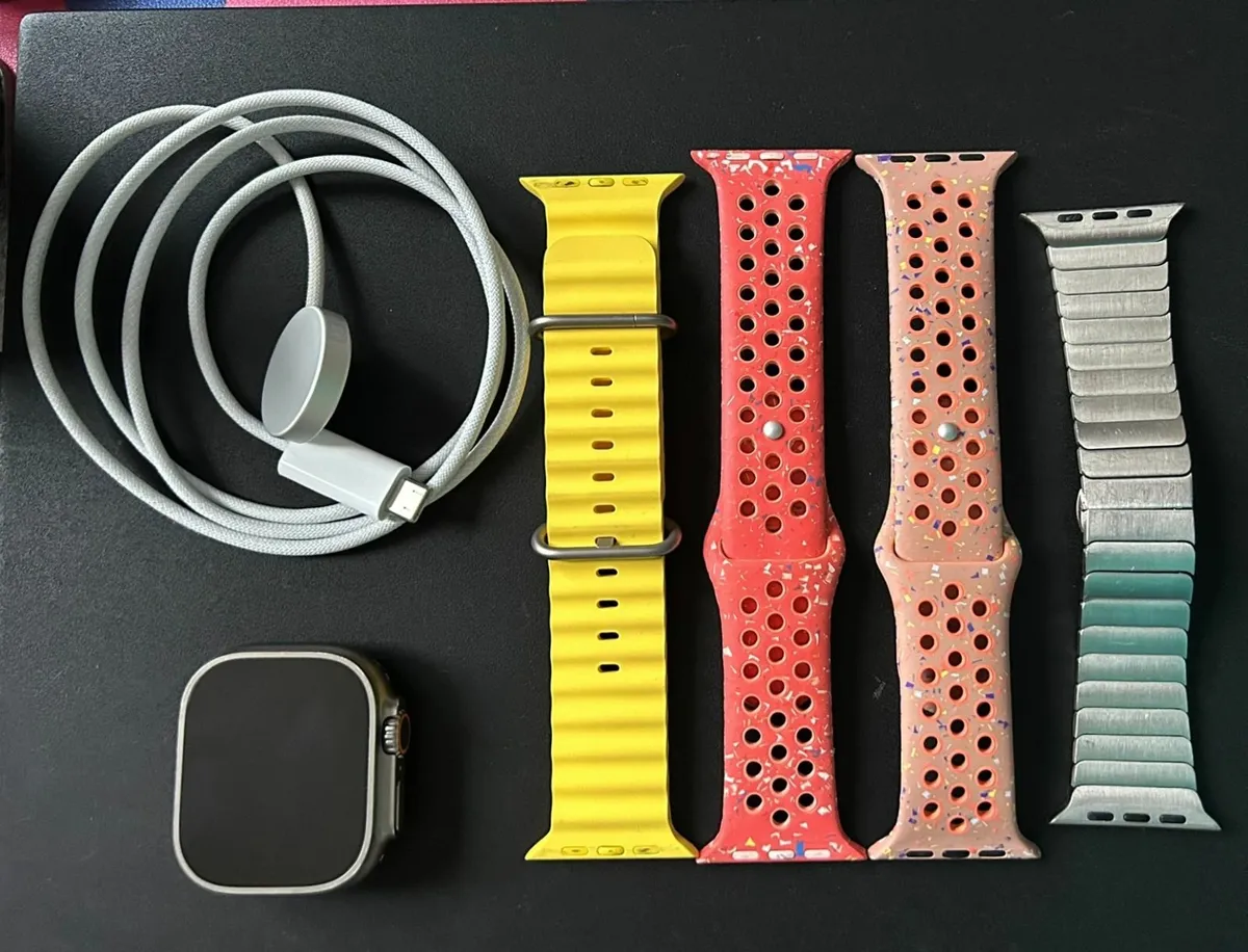 Apple Watch Ultra 1st Gen GPS + Cellular 49mm - Image 2