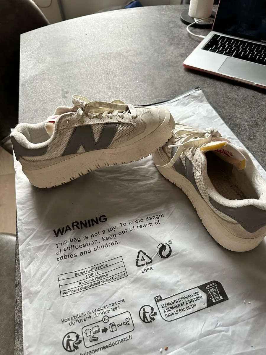 New Balance CT302 – Platform Trainers - Image 1