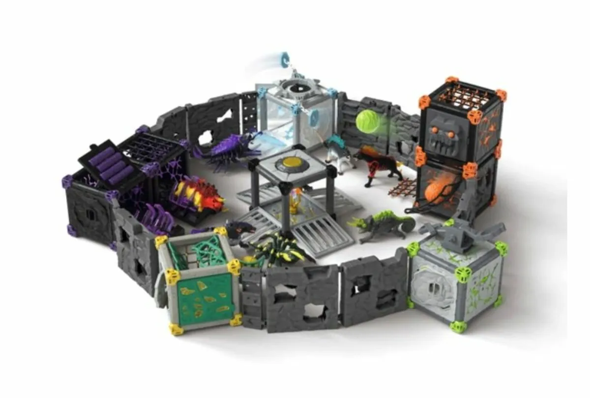 Schleich Eldrador Creatures Battlecave Arena - Image 1