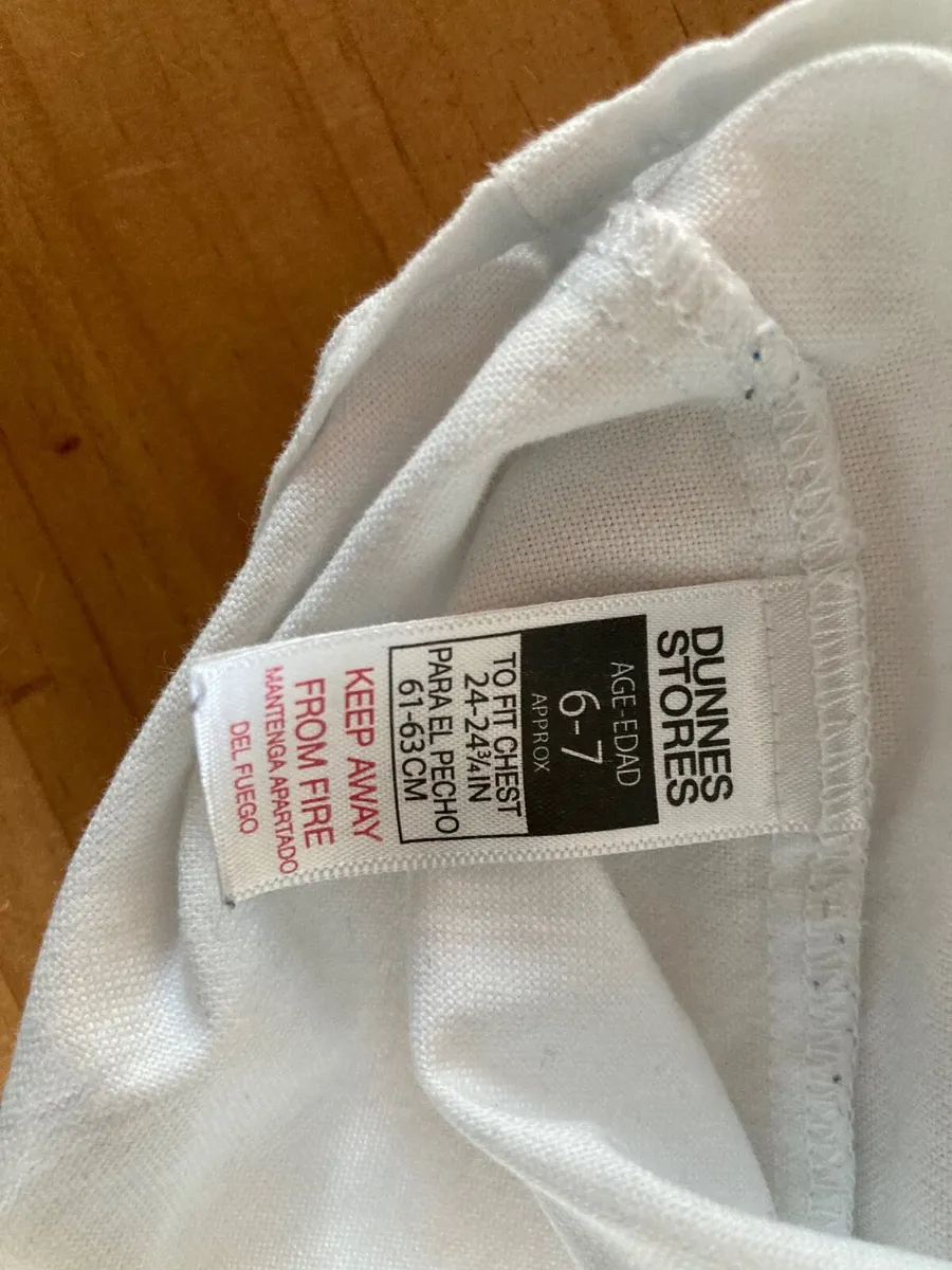 AS NEW Boys white cotton shirt - Image 2