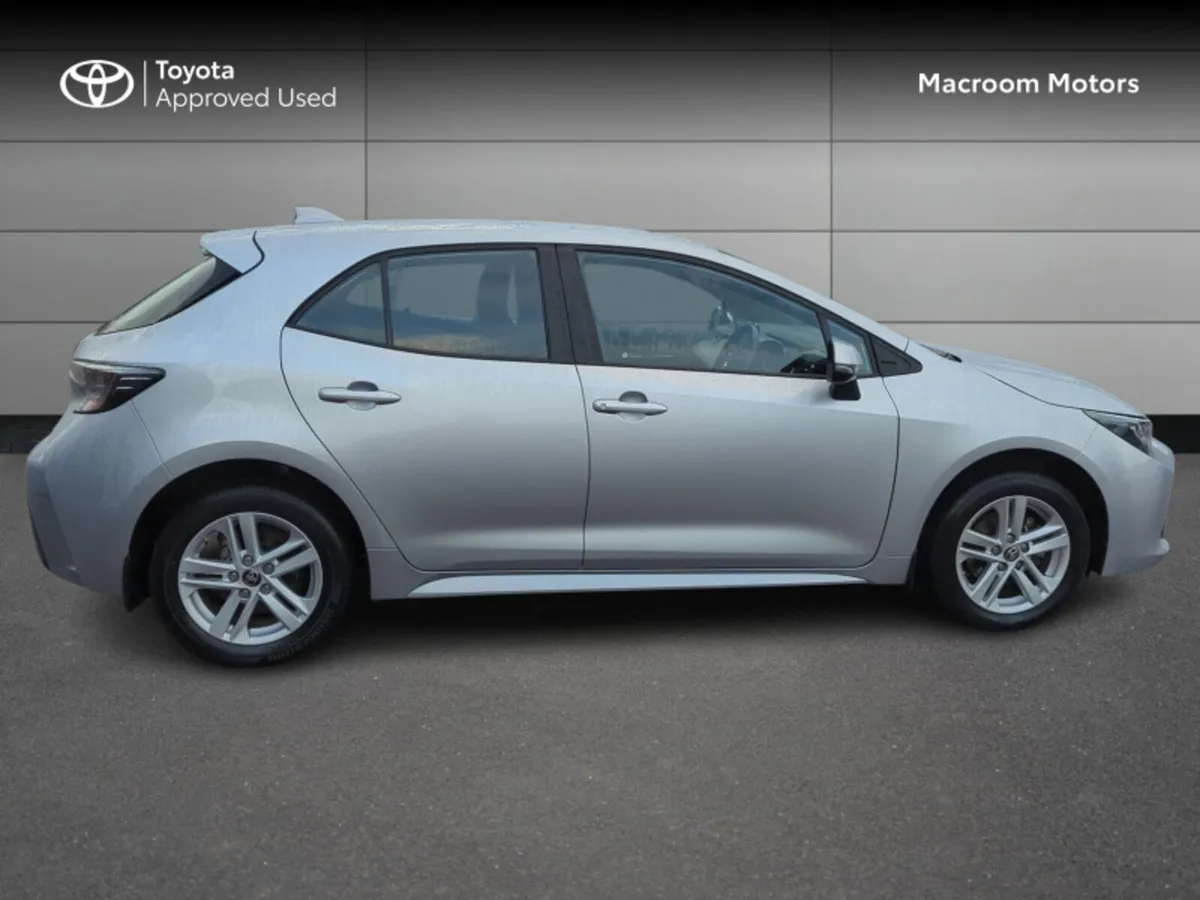 Toyota Corolla BLACK FRIDAY SALE! LUNA H/B 4DR AUT - Image 3