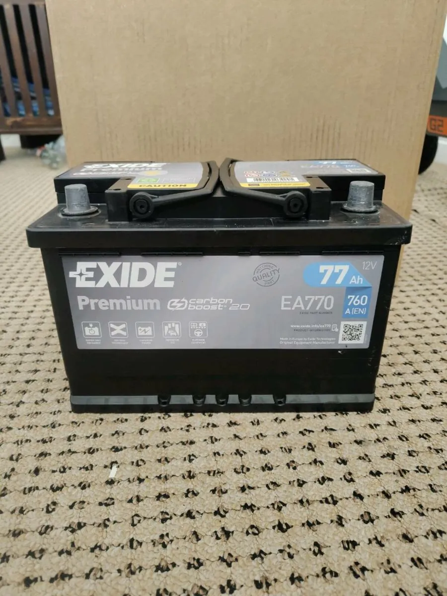 Car battery - Image 1
