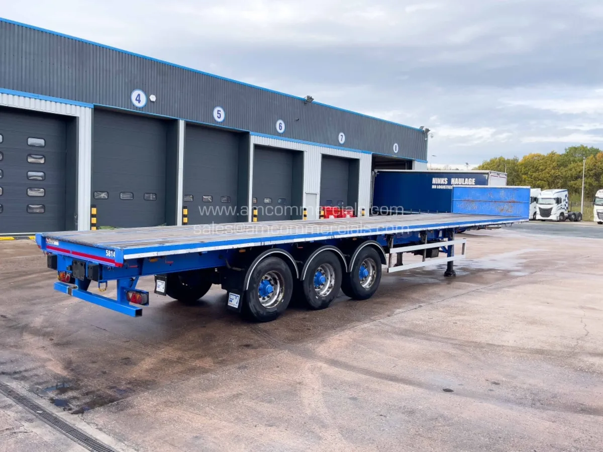 2018 SDC FLATBED TRAILER - Image 1