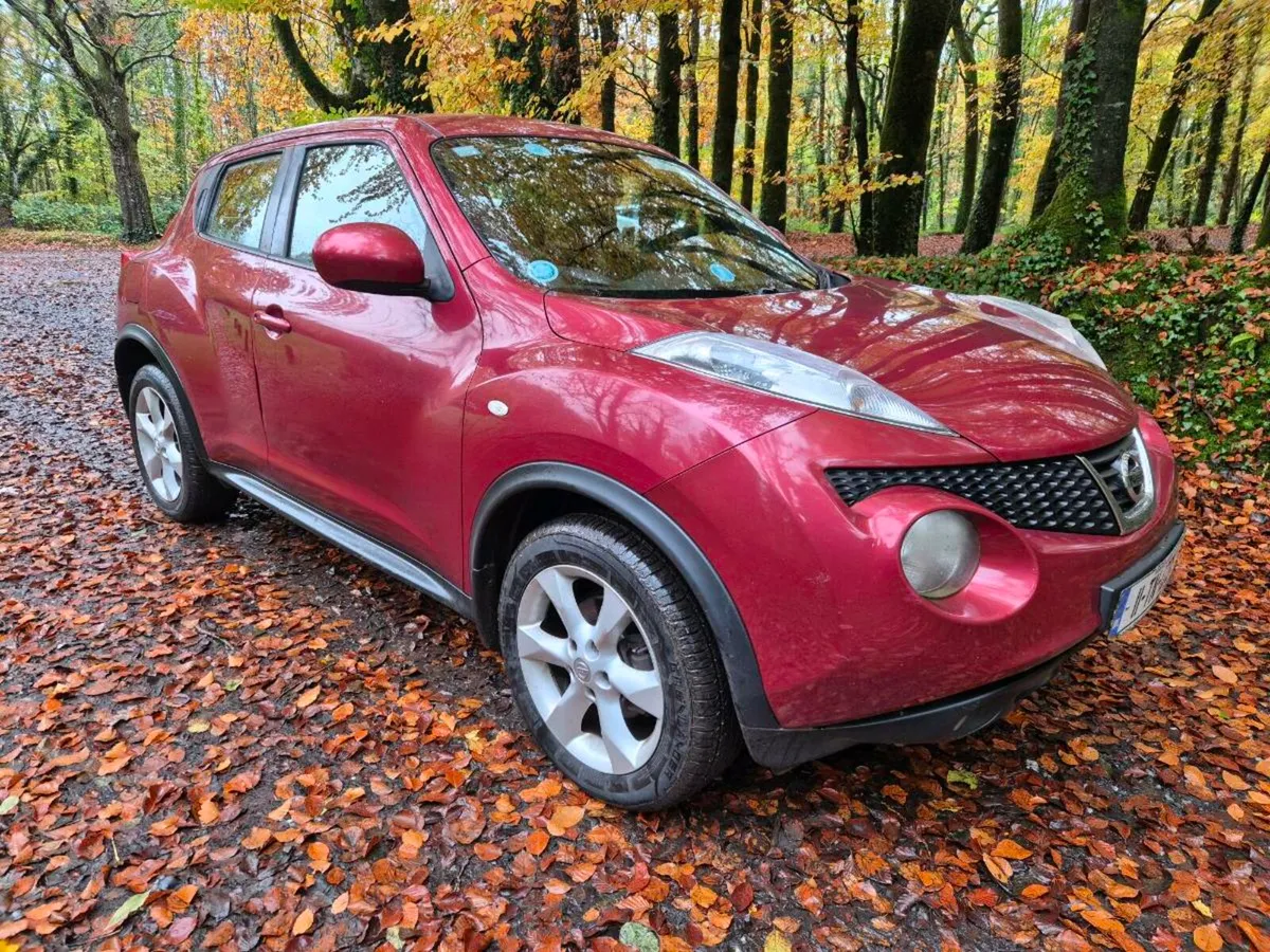 11 Nissan Juke SV - Image 1