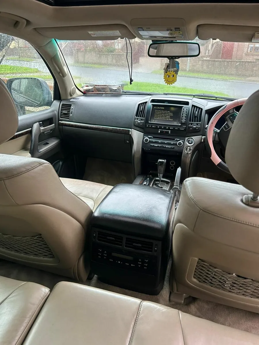 Toyota Land Cruiser 2008 - Image 4