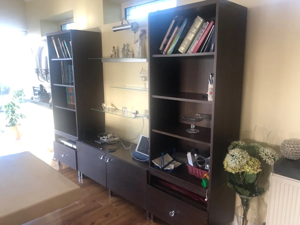 Livingroom unit - Image 1