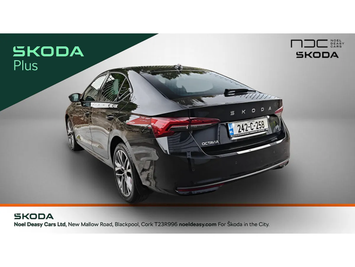 Skoda Octavia SELECTION BOX- ULTIMATE SPEC LIST 1. - Image 2