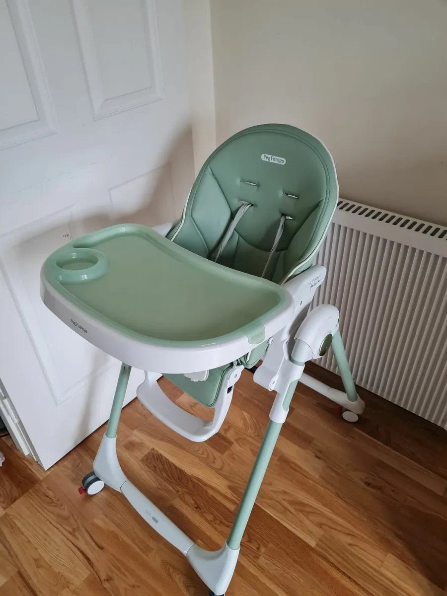 Highchair - Image 1