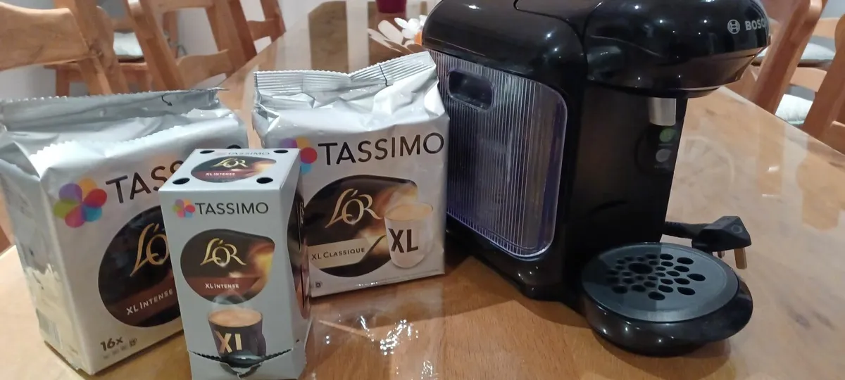 COFFEE MACHINE AND PODS OF COFFEE - Image 4