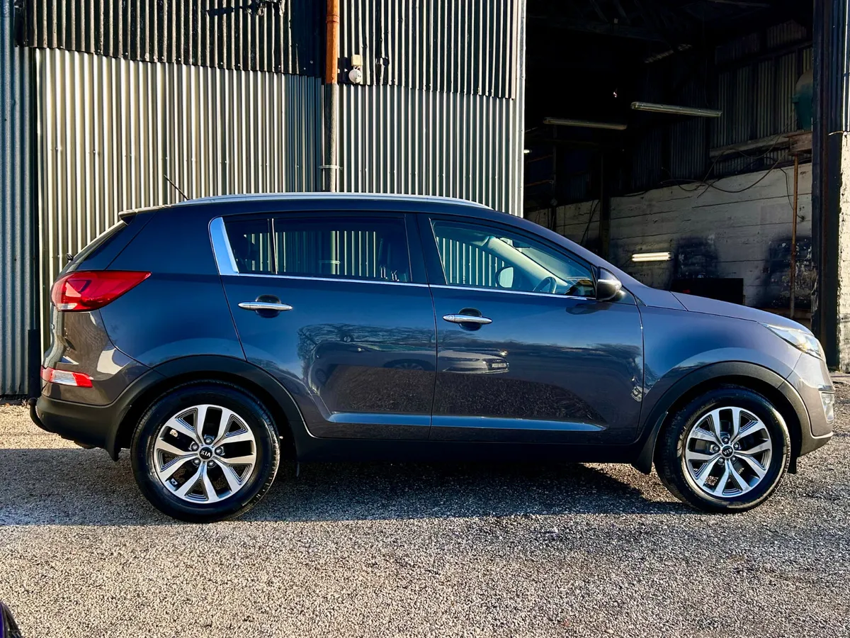 Kia Sportage 2014 low mileage - Image 3