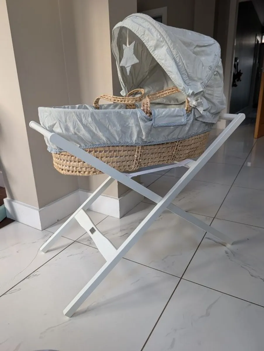 Moses basket and stand - Image 1