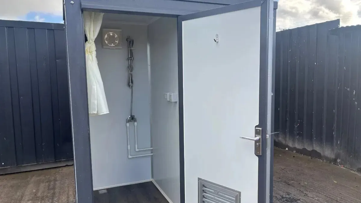 New Double Shower Unit – Self-Contained - Image 4