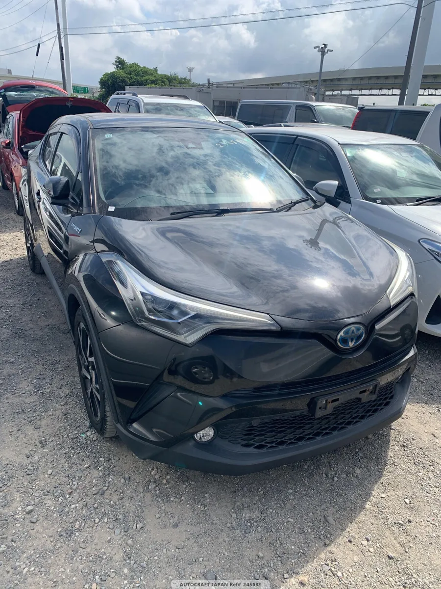 2017 Toyota CHR Immaculate condition low mileage - Image 2