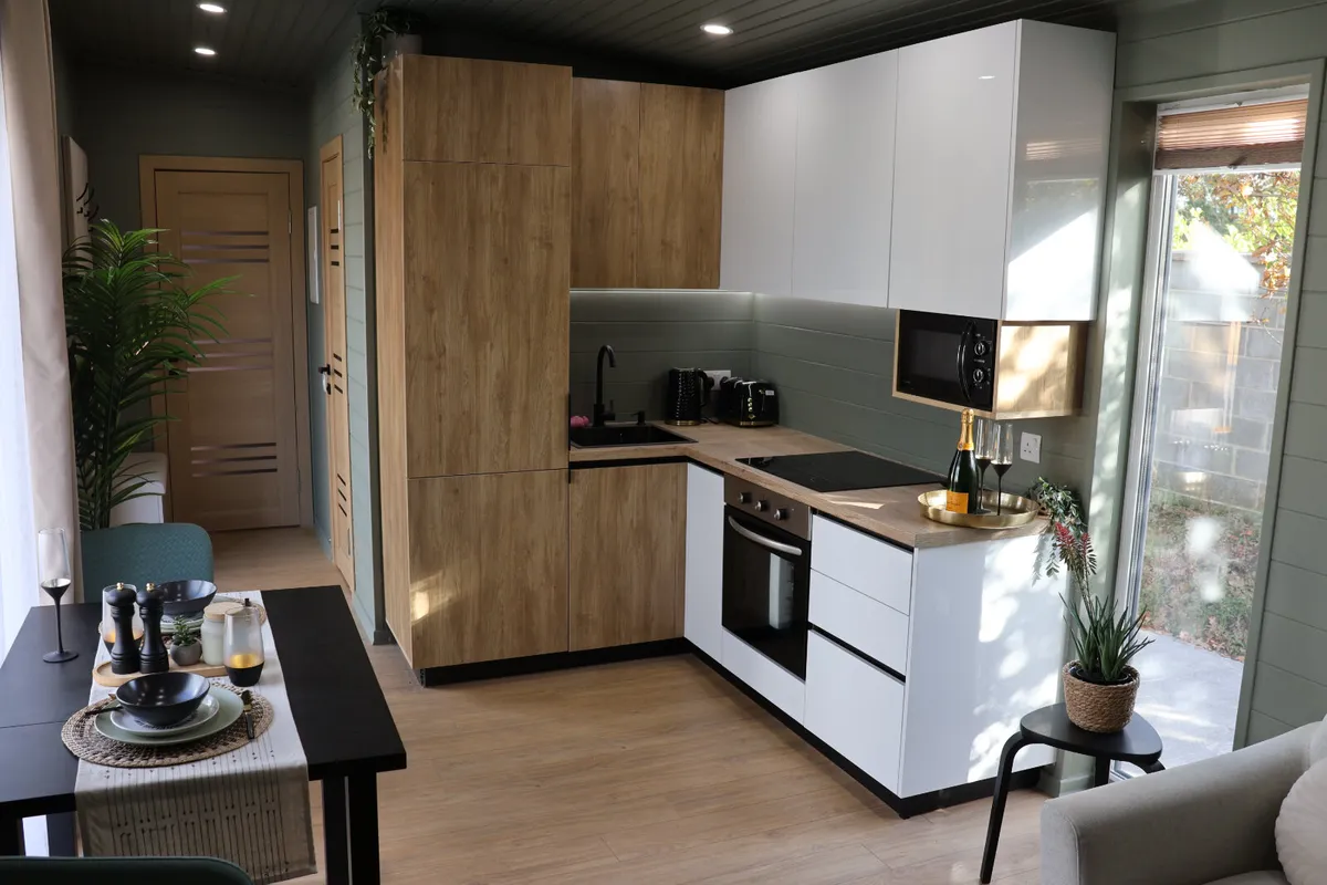 Luxury 2-Bedroom Modular Home - Image 3