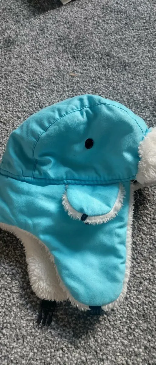 Winter cap  size kids ones size uni never worn - Image 2