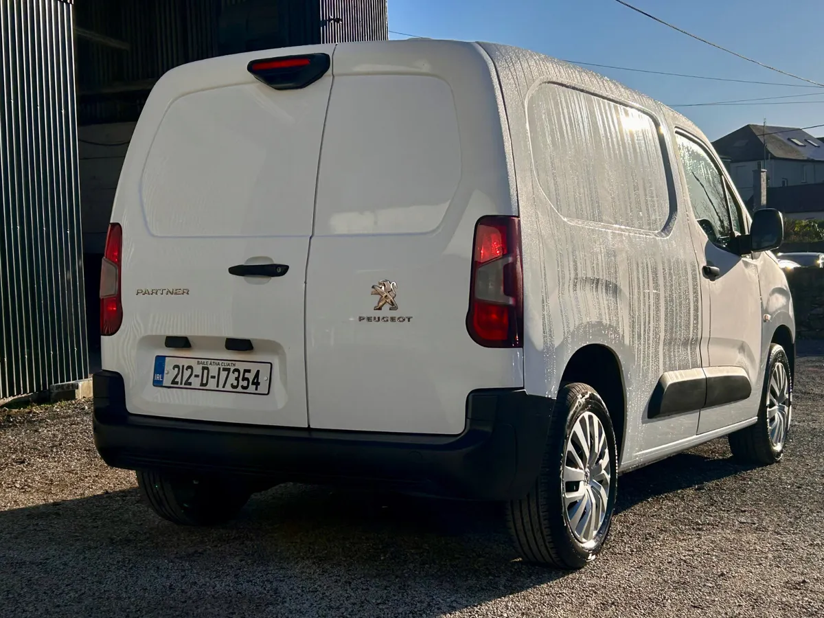 Peugeot Partner 2021 3 seater - Image 4