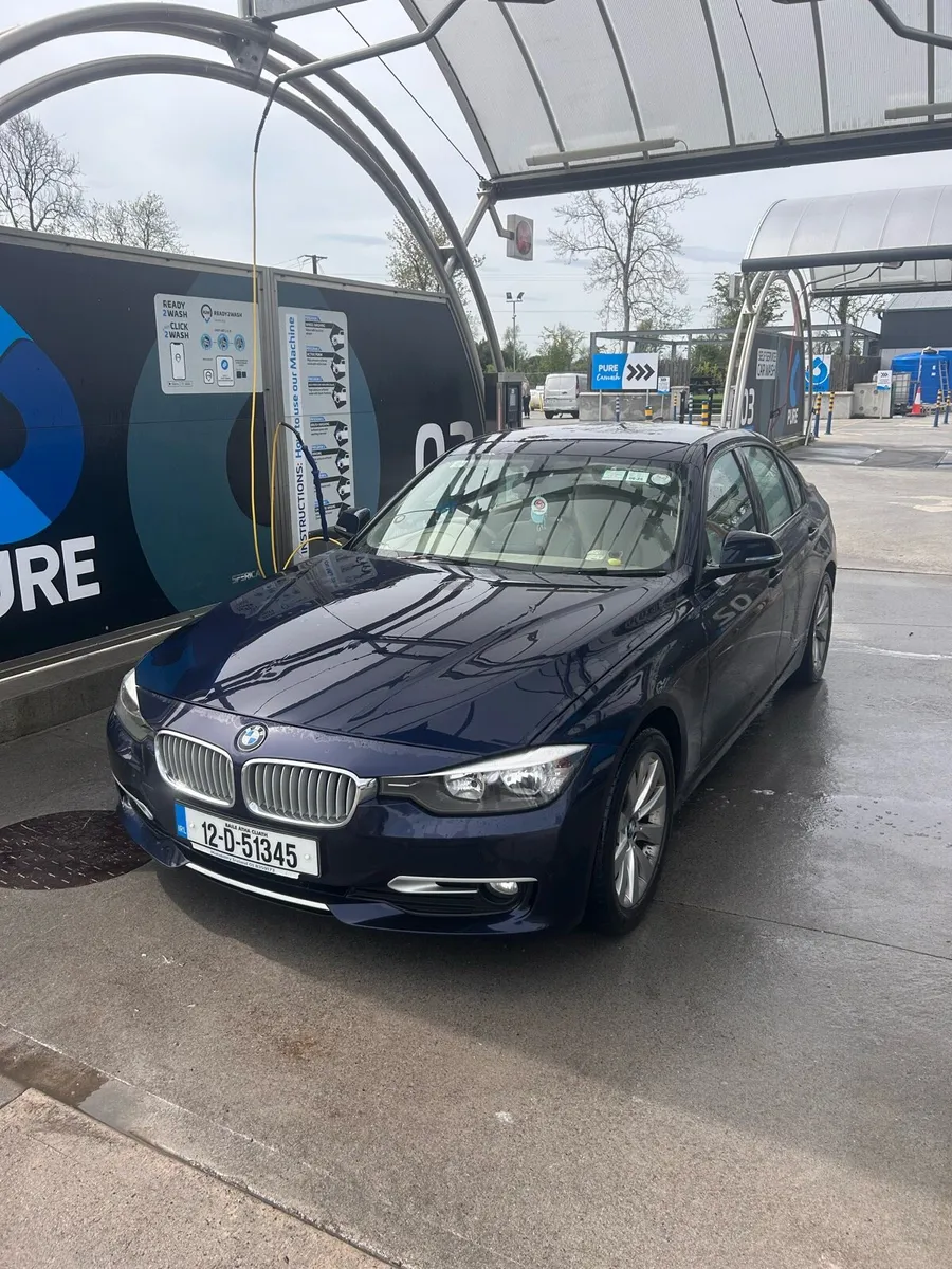 BMW 3 Series 2012 Automatic - Image 1