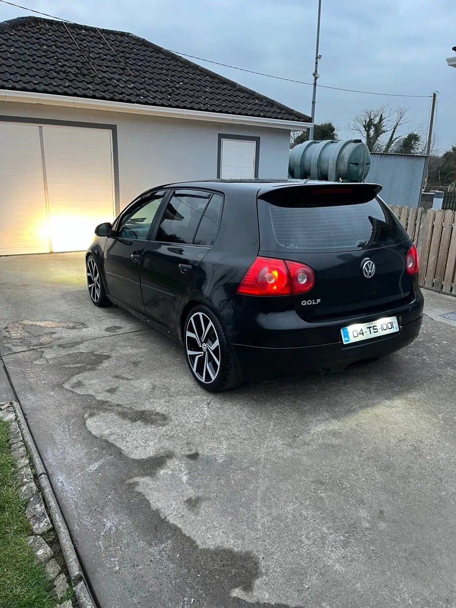 Volkswagen Golf 2004 - Image 4
