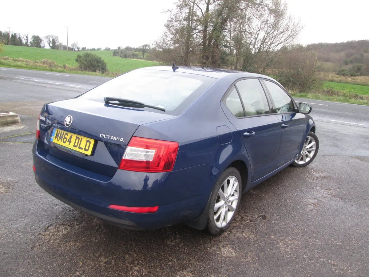 2015  SKODA  OCTAVIA  1.6  TDI  CR  ELEGANCE  5DR - Image 4