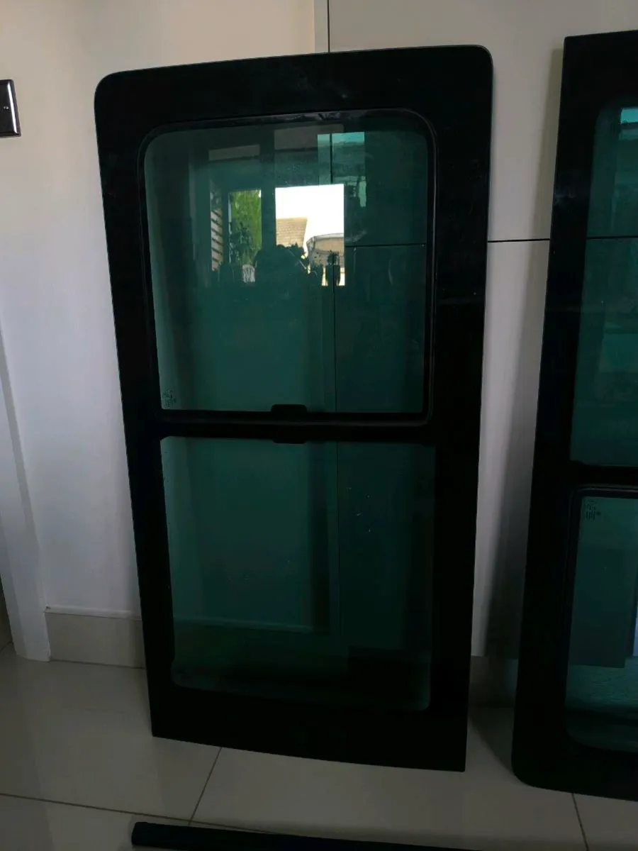 VW T5 T6 Transporter windows - Image 2