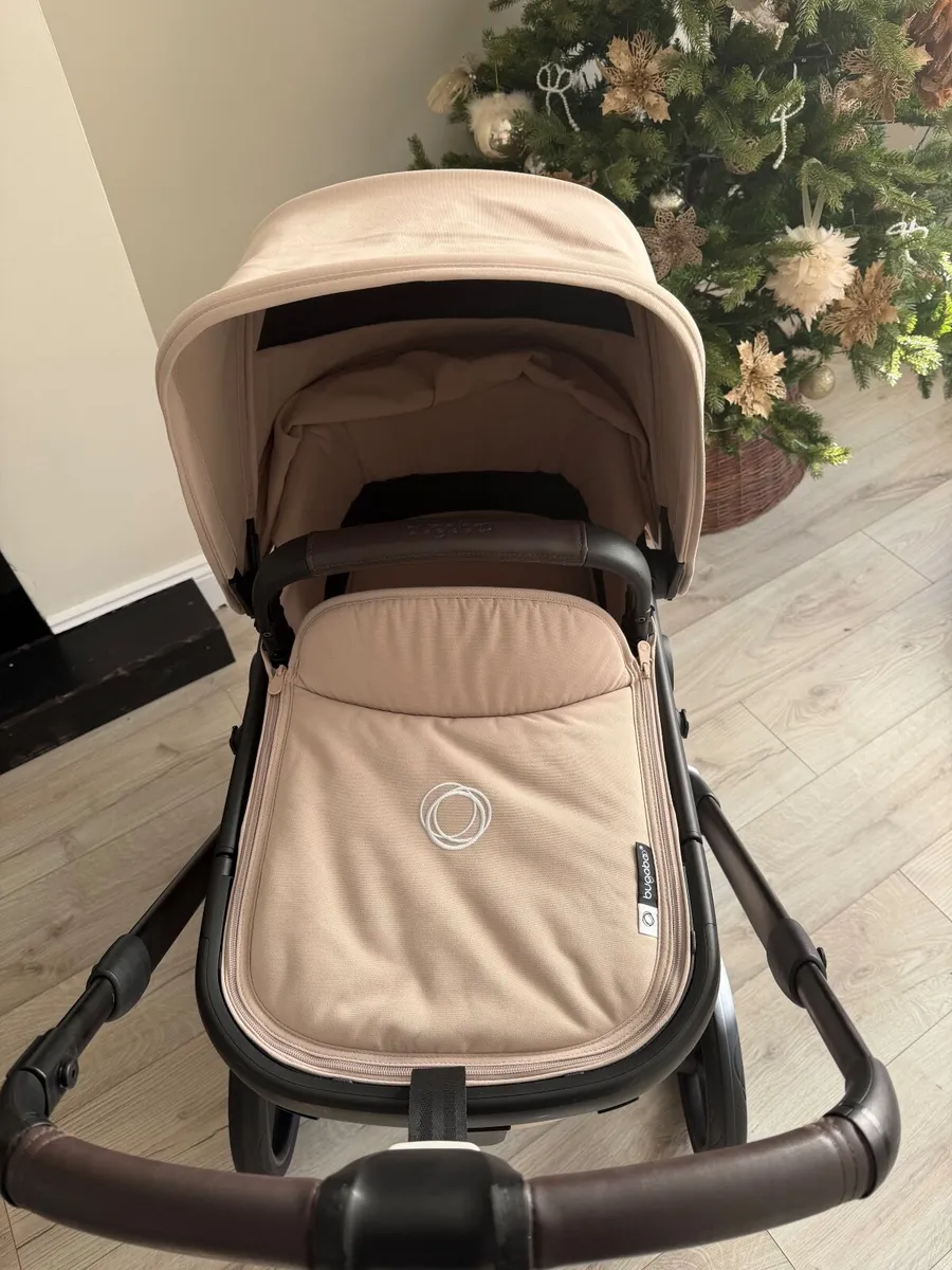 Bugaboo Fox 5 Complete- Desert Taupe with extra - Image 2