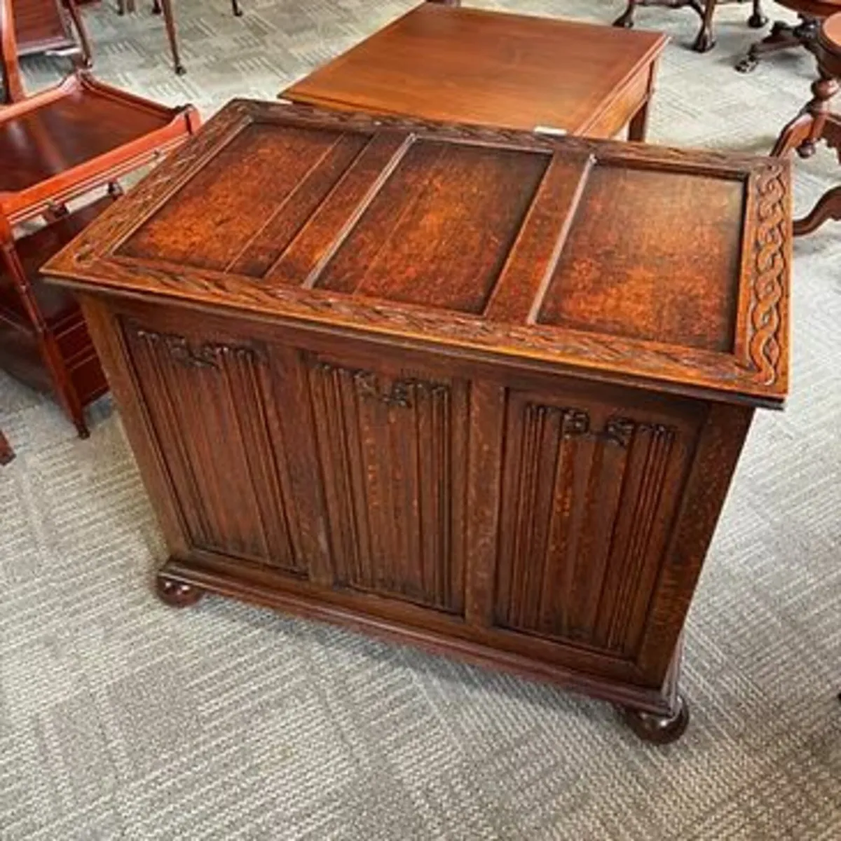 Fabulous ornate oak storage blanket box. Swipe for