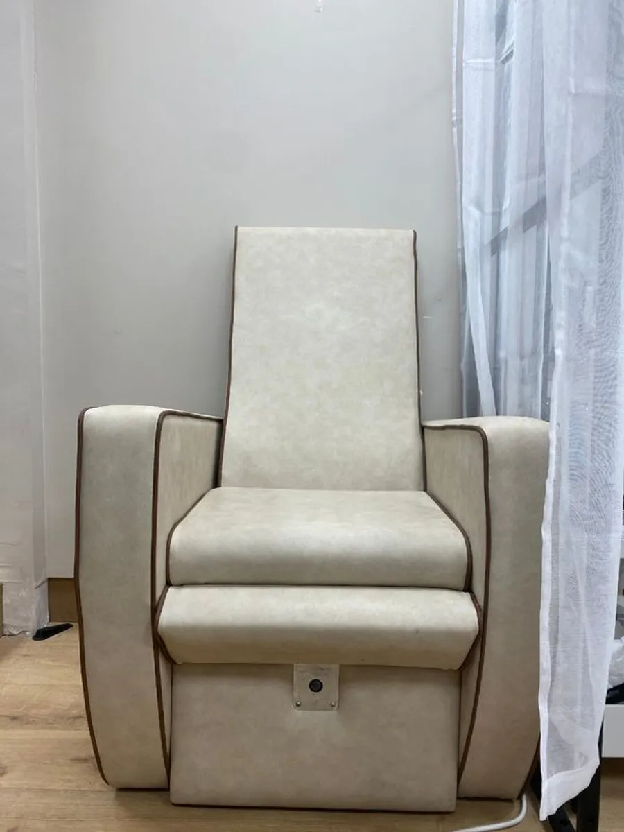Pedicure Chair - Image 2