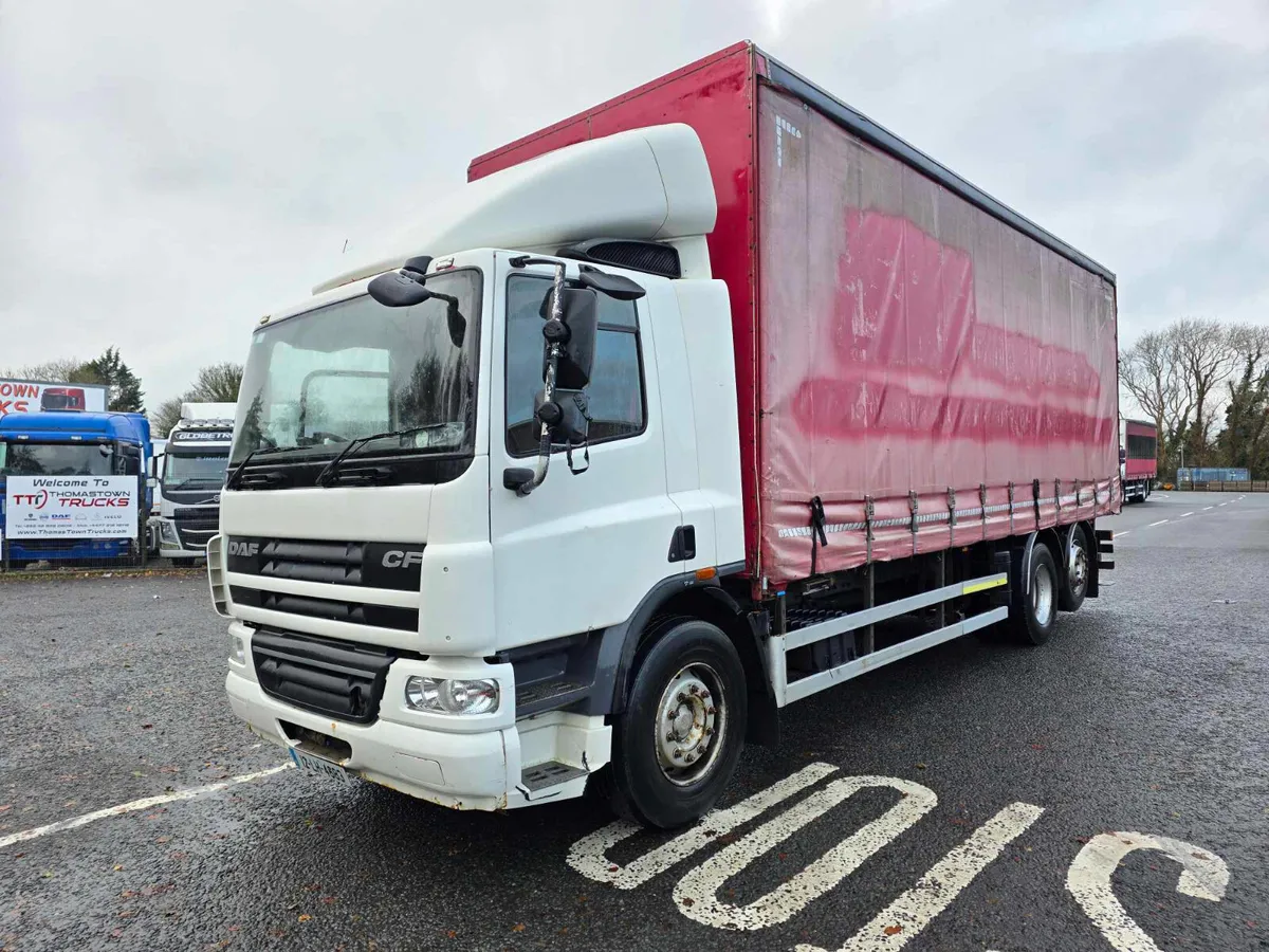 2012 DAF CF 6X2 Rear Steer 26ft Curtainsider - Image 3