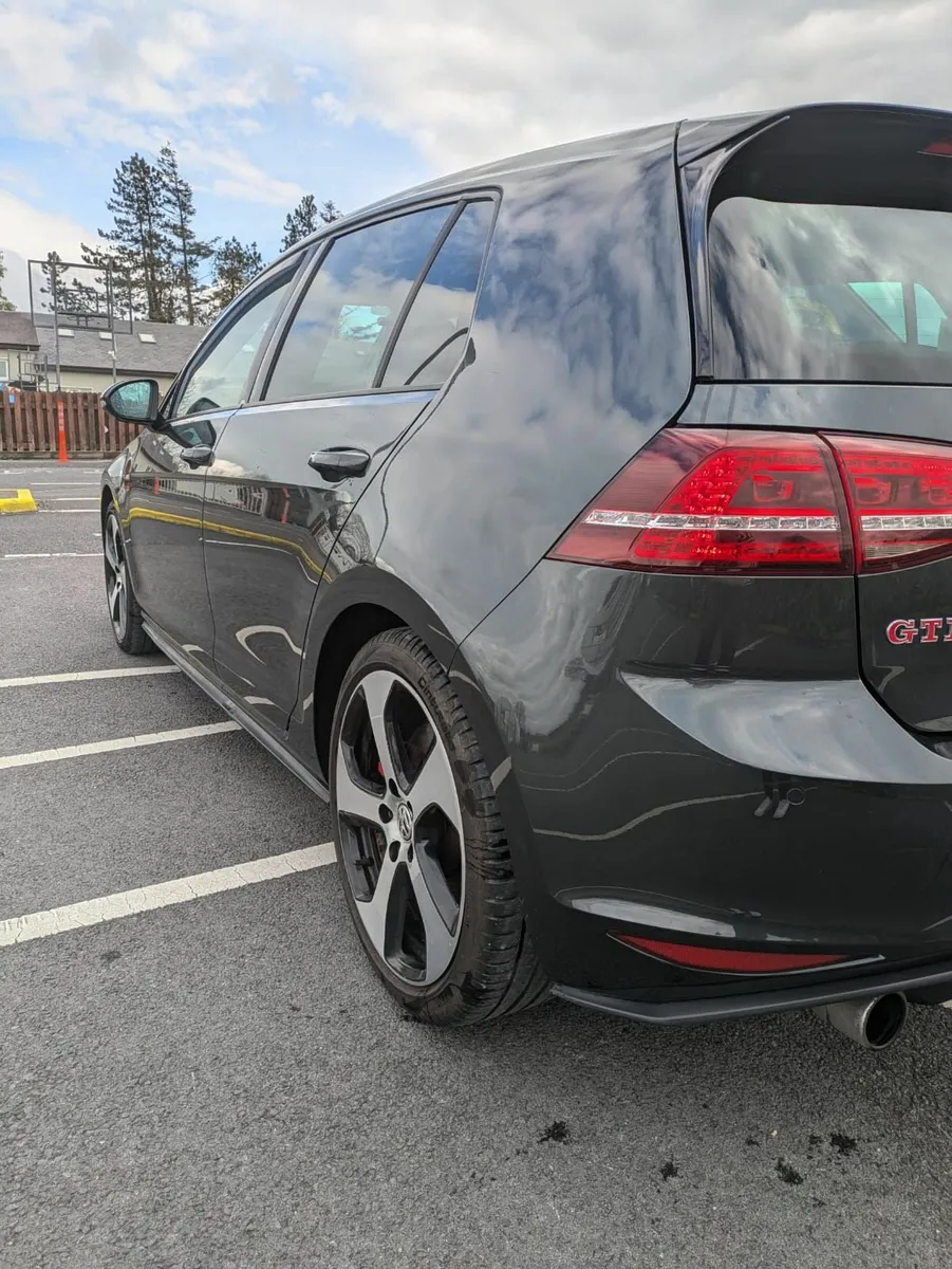 Volkswagen Golf 2016 - Image 4